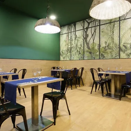 Отель U Villa-goma Сарагоса