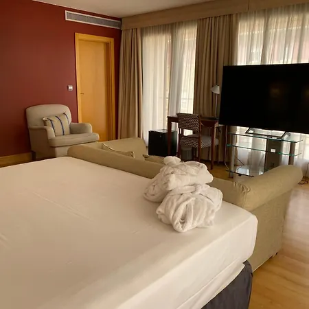 U Villa-goma Otel Zaragoza