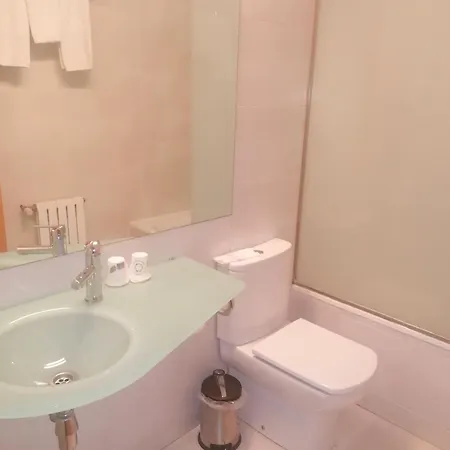U Villa-goma Hotel Zaragoza