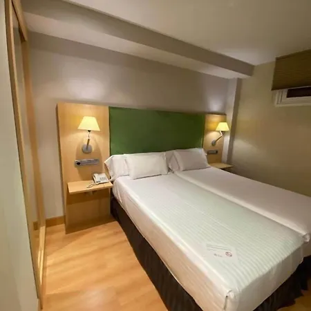 فندق U Villa-goma 3*