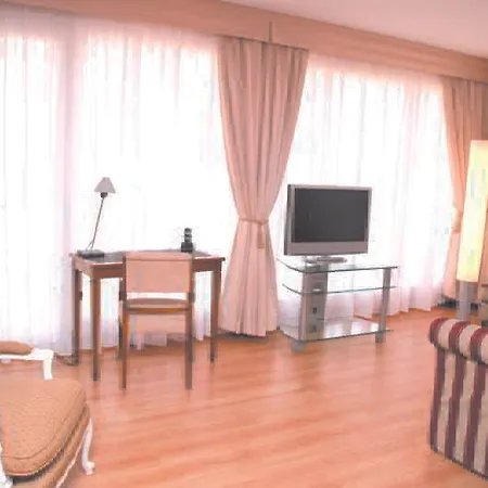 فندق U Villa-goma 3*