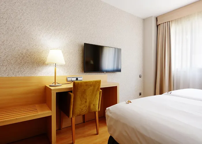 U Villa-goma Hotell 3*