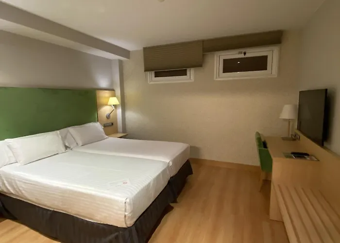 U Villa-goma Hotell 3*