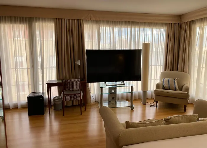 U Villa-goma Hotell 3*