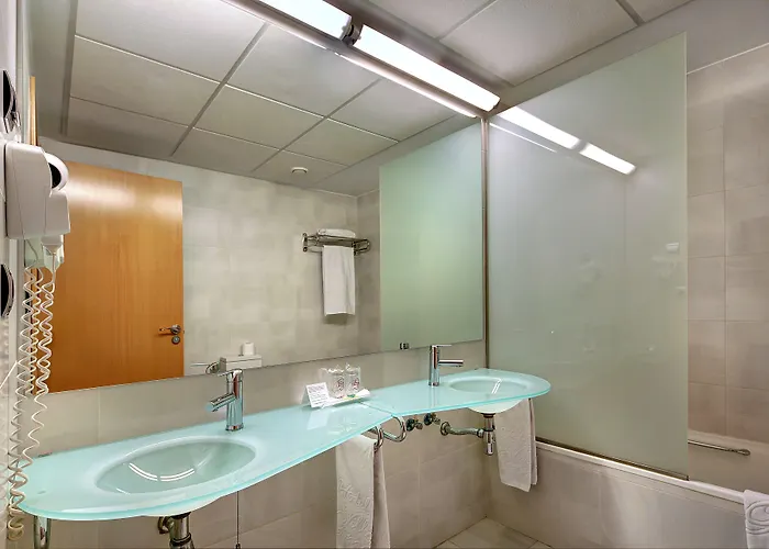 U Villa-goma Hotell 3*